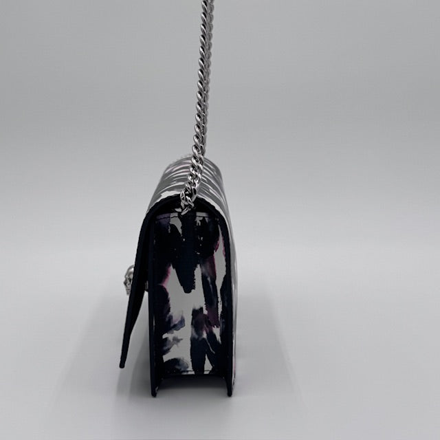 Alexander McQueen Skull Graffiti Wallet on Chain | Authentic