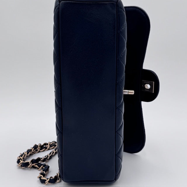 Chanel Vintage Classic Flap Medium - Navy Quilted Lambskin with Gold-Tone Hardware