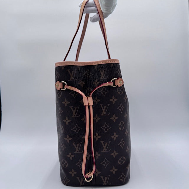 Louis Vuitton Neverfull MM Monogram Canvas Tote