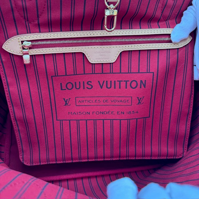 Louis Vuitton Neverfull MM Monogram Canvas Tote