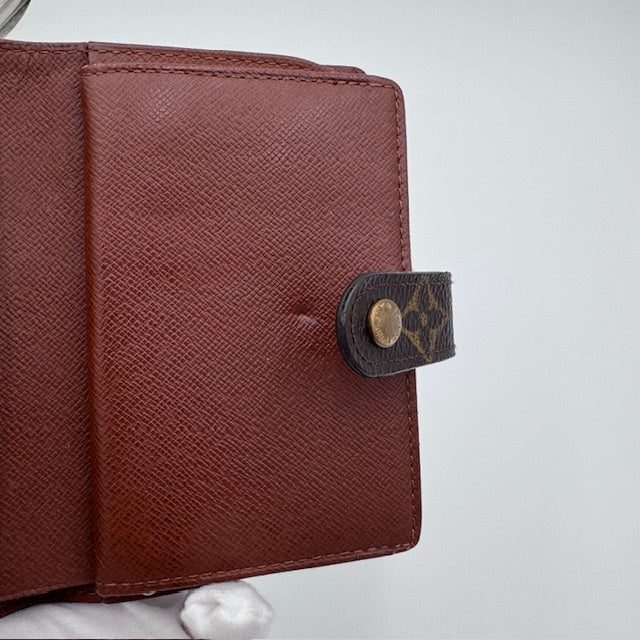 Louis Vuitton Monogram Snap Wallet