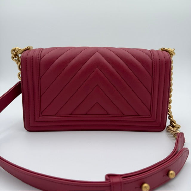 Chanel Boy Bag Chevron Quilted Lambskin Leather Shoulder Bag