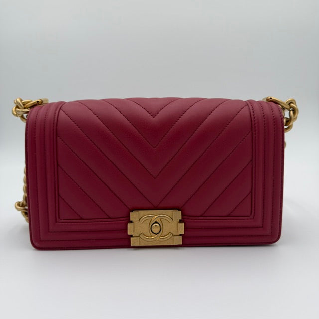 Chanel Boy Bag Chevron Quilted Lambskin Leather Shoulder Bag