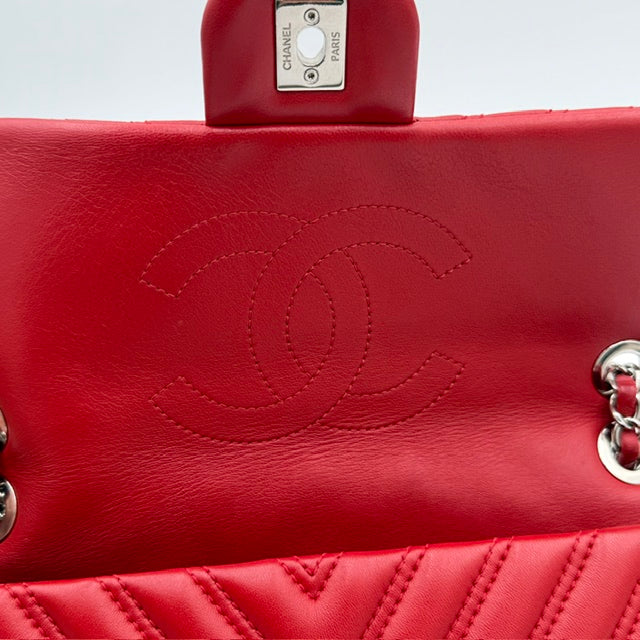Chanel Medium Double Stitch Chevron Lambskin Flap Bag
