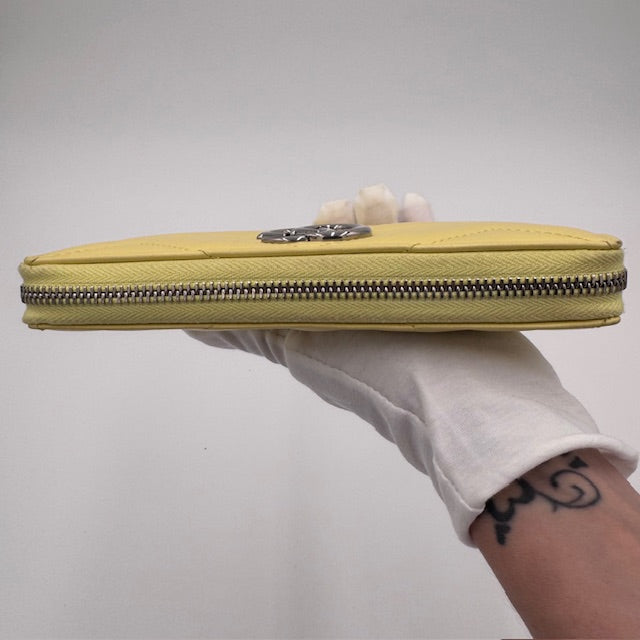 Gucci GG Marmont Chevron Zip-Around Wallet - Yellow Leather